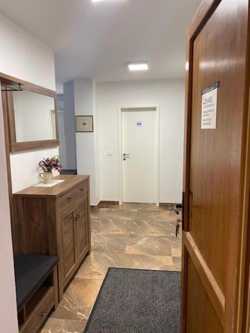 Apartman L. Banjole Extérieur photo